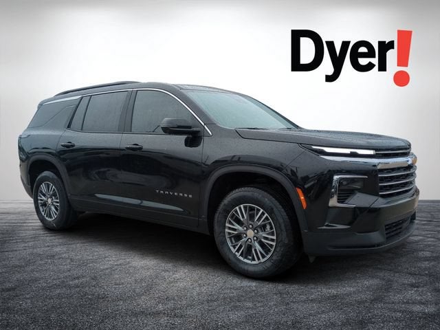 2026 Chevrolet Traverse LT in Mosaic Black Metallic — front three-quarter view