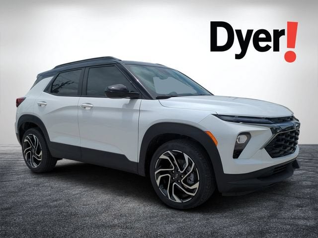 2026 Chevrolet Trailblazer RS in Iridescent Pearl Tricoat — front three-quarter view
