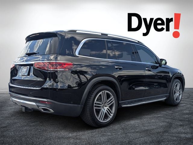 2022 Mercedes-Benz GLS — rear three-quarter view