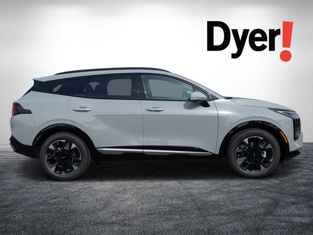 2026 Kia Sportage — side profile view