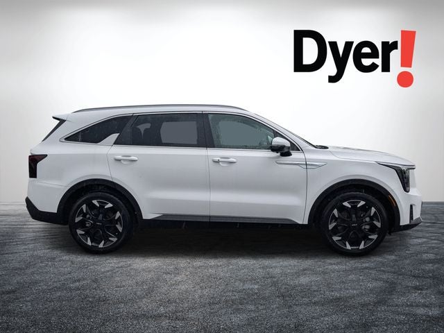 2026 Kia Sorento — side profile view
