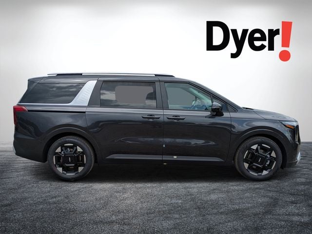 2026 Kia Carnival — side profile view