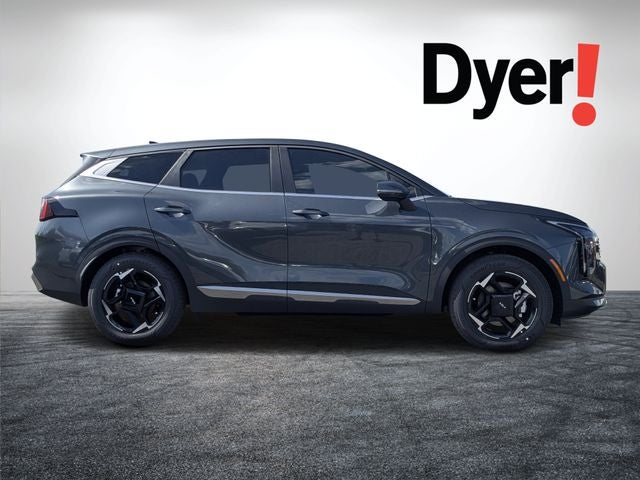 2026 Kia Sportage — side profile view